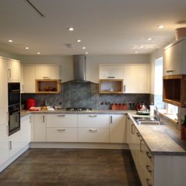 White fitted kitchen